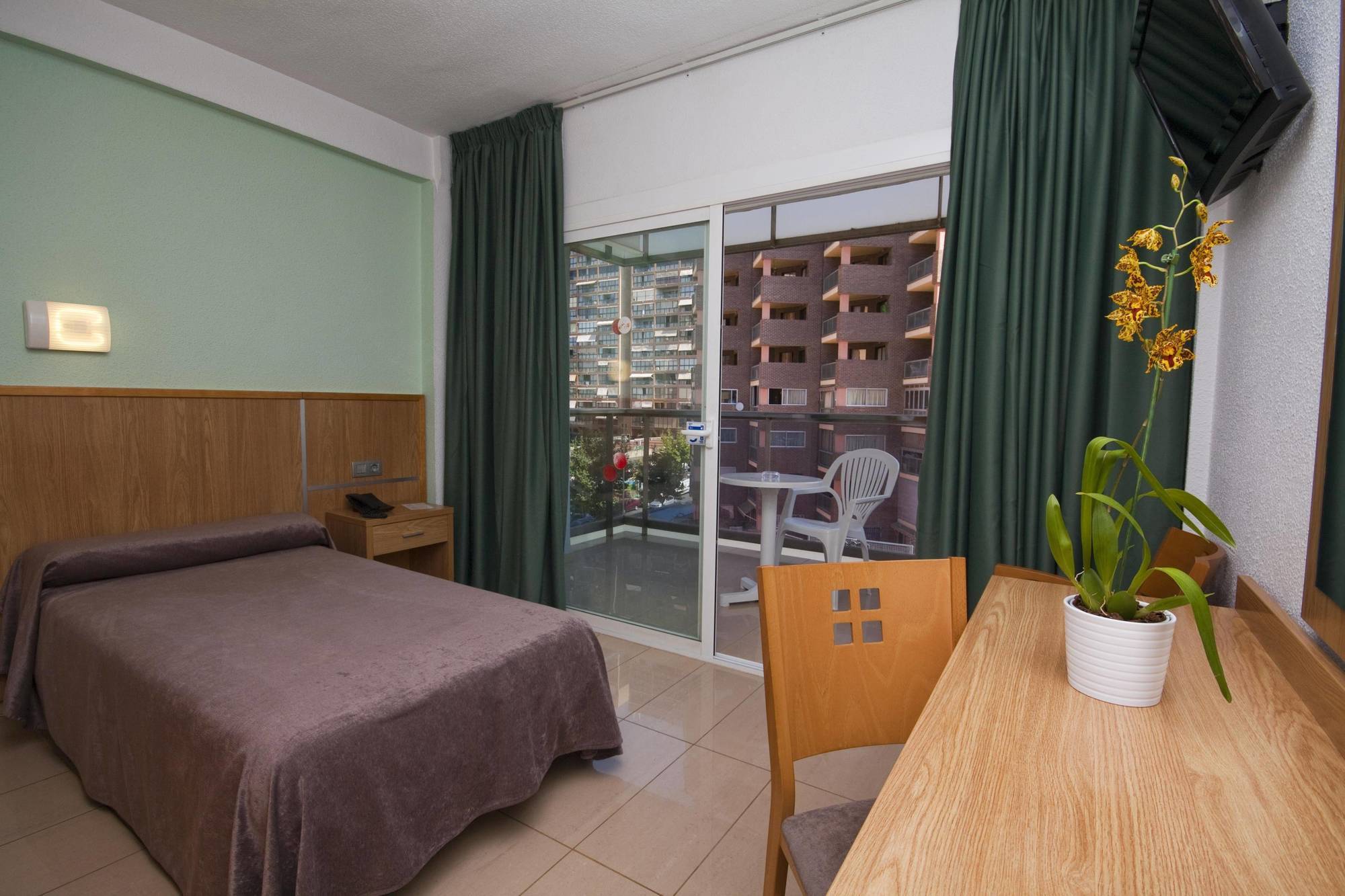 Hotel Perla Benidorm Dış mekan fotoğraf